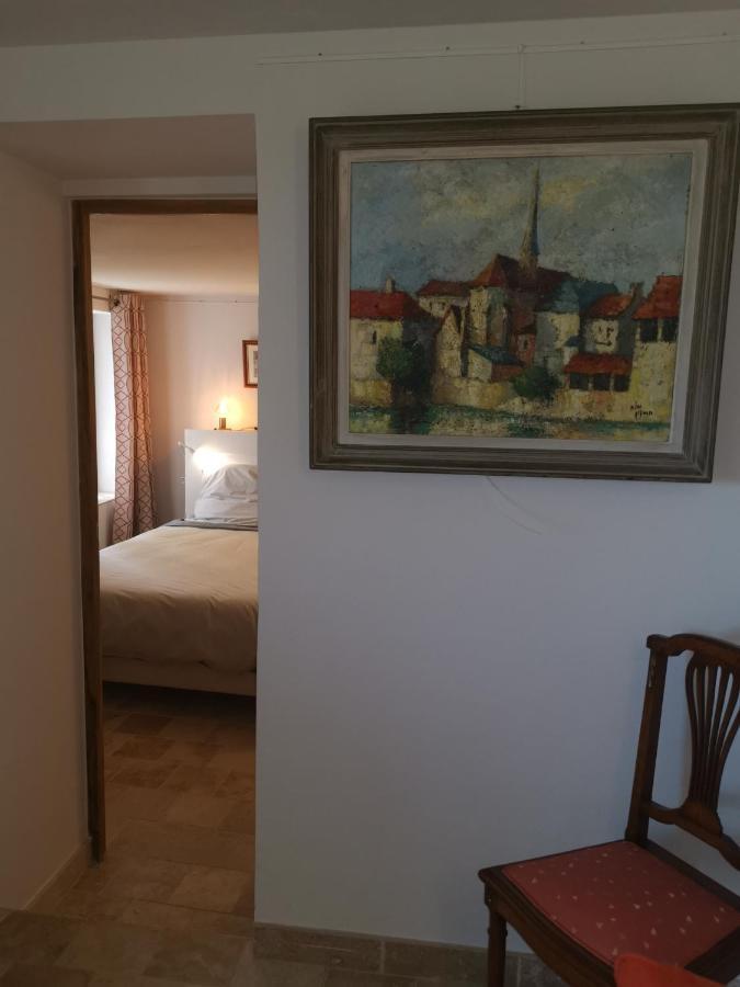 Le Nid Des Arts Bed and Breakfast Tourrettes Εξωτερικό φωτογραφία